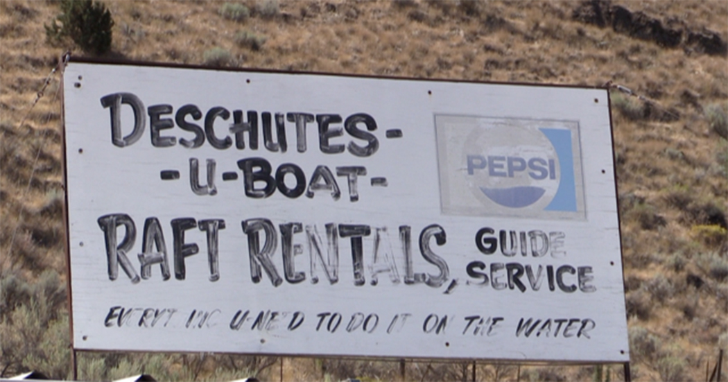 Deschutes Raft Rentals Sign
